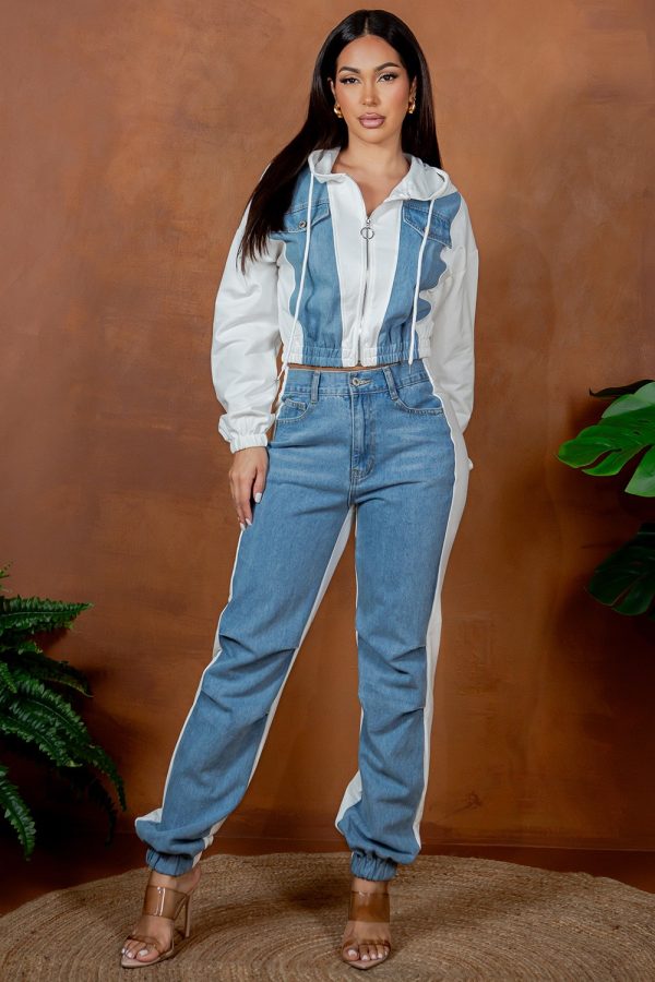 Conjunto vaquero de dos piezas denim combinado con blanco. - Imagen 2