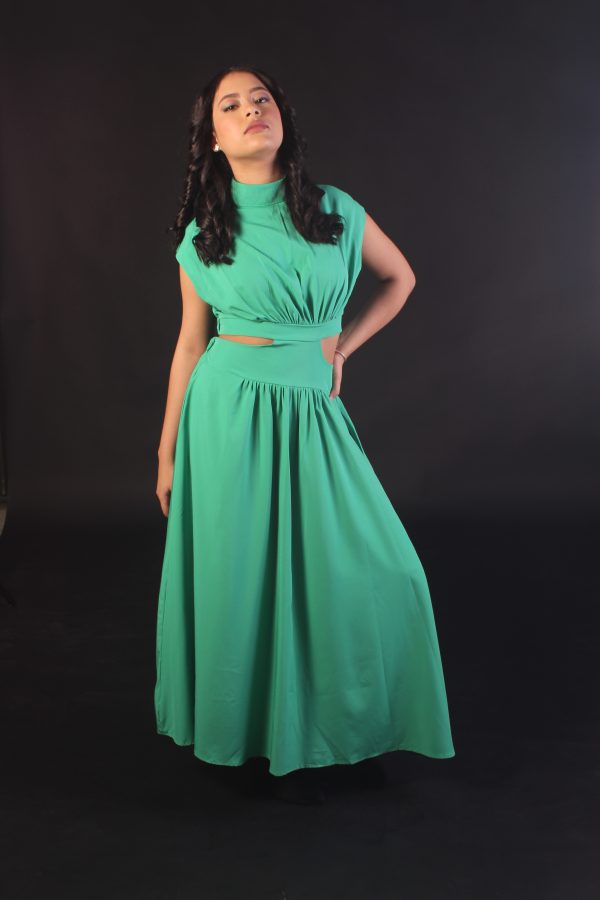 Vestido de verano verde ABIERTO EN LOS COSTADOS - Imagen 2
