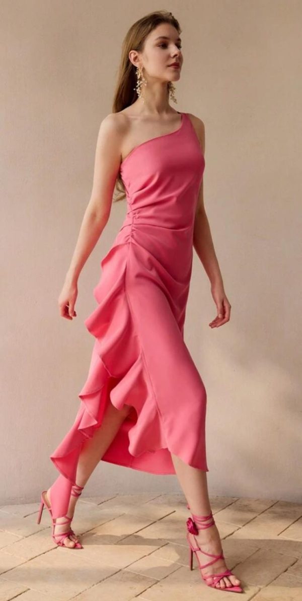 "MOTF PREMIUM VESTIDO SÓLIDO CON UN HOMBRO CON PLIEGUES Y RIBETE DE VOLANTES - Imagen 3